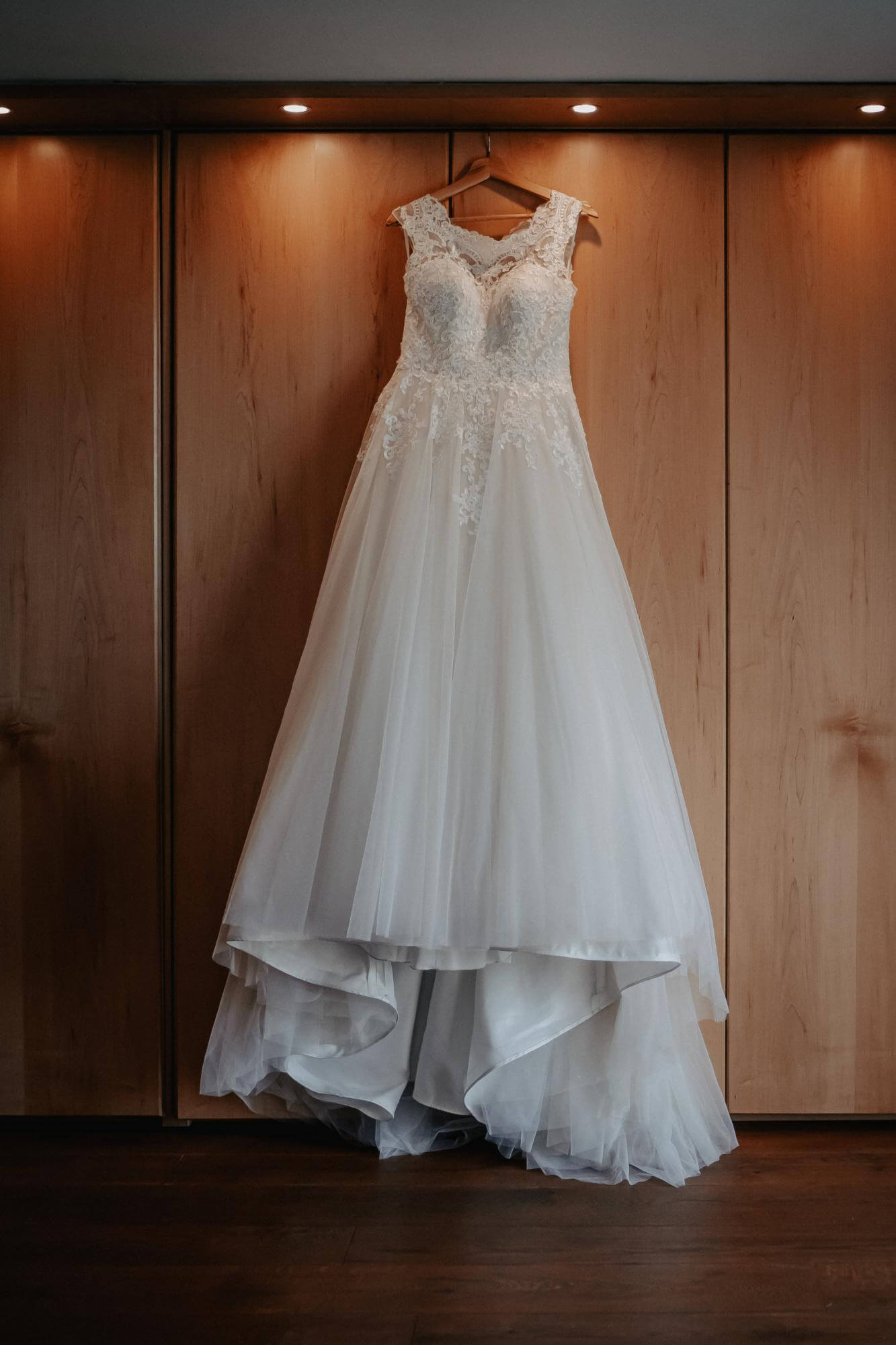 Hochzeit Burg Nideggen Hochzeitsreportage Getting and Ready Photo with details of Hochzeit Burg Nideggen Hochzeitsreportage Getting and Ready of category Hochzeit