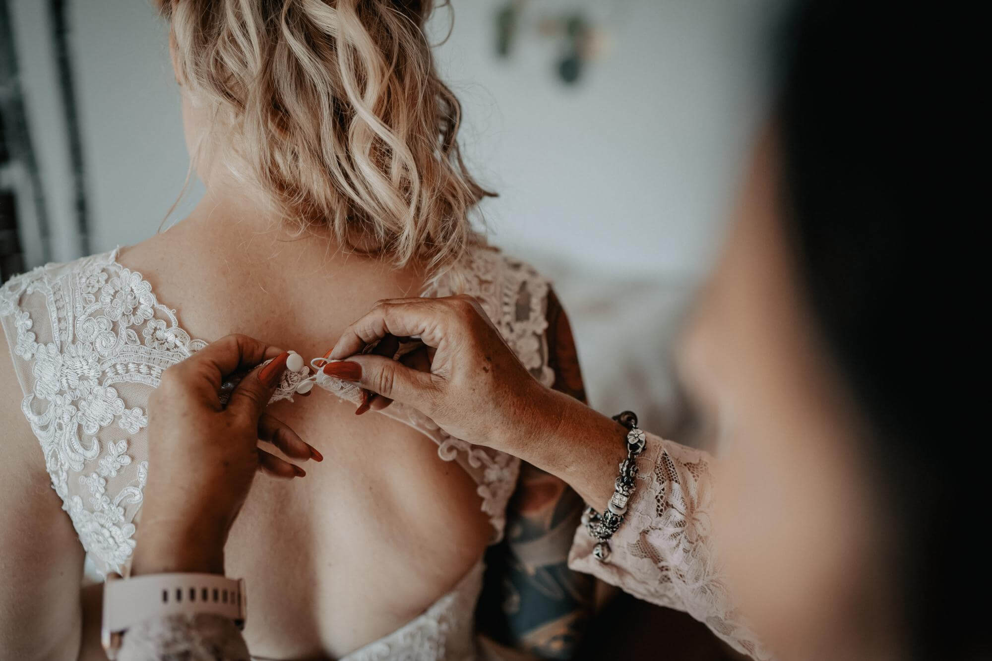 Hochzeit Burg Nideggen Hochzeitsreportage Getting and Ready Photo with details of Hochzeit Burg Nideggen Hochzeitsreportage Getting and Ready of category Hochzeit