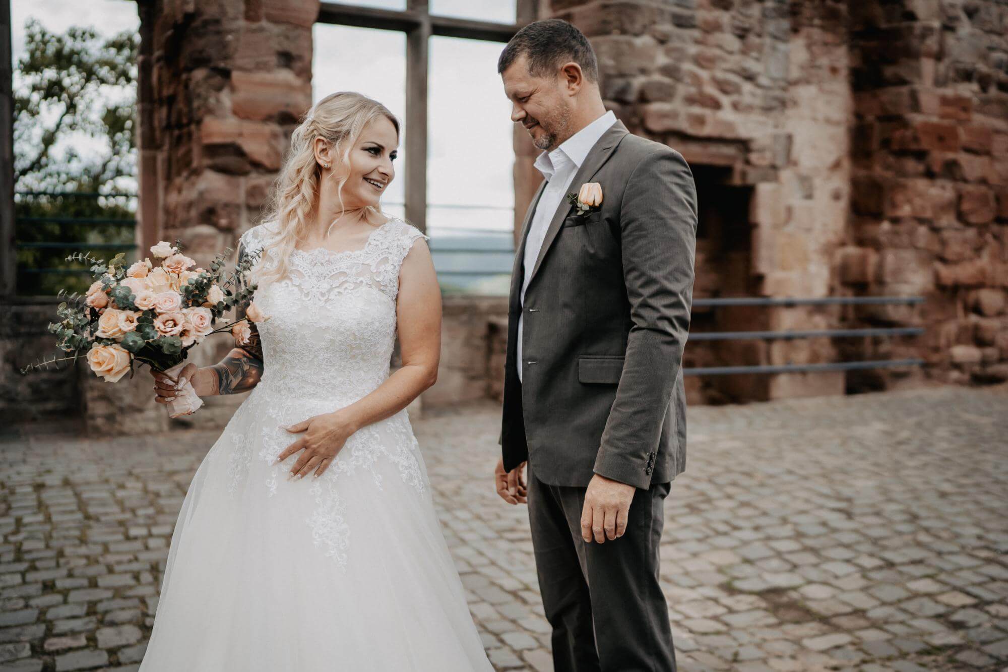 Hochzeit Burg Nideggen Hochzeitsreportage Getting and Ready Photo with details of Hochzeit Burg Nideggen Hochzeitsreportage Getting and Ready of category Hochzeit