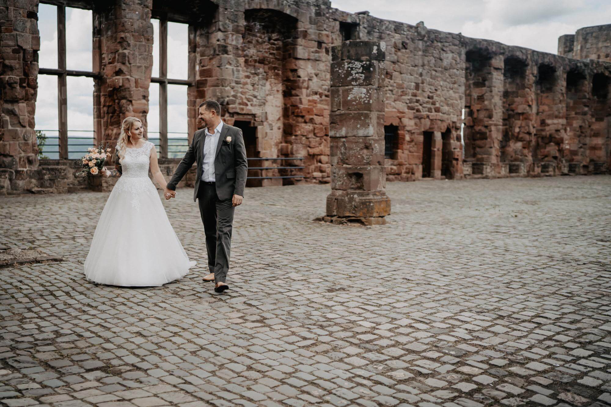 Hochzeit Burg Nideggen Hochzeitsreportage Getting and Ready Photo with details of Hochzeit Burg Nideggen Hochzeitsreportage Getting and Ready of category Hochzeit