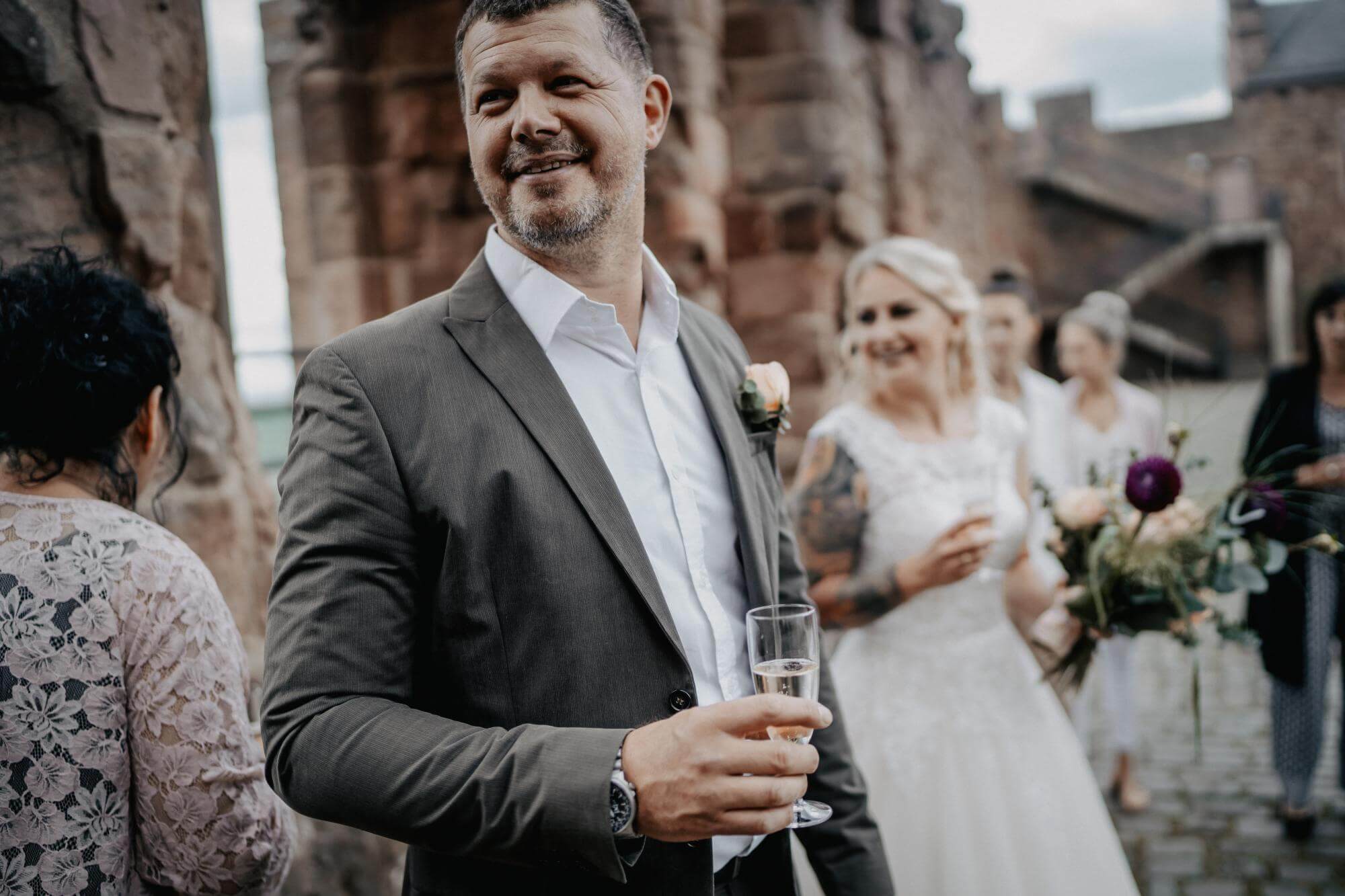 Hochzeit Burg Nideggen Hochzeitsreportage Getting and Ready Photo with details of Hochzeit Burg Nideggen Hochzeitsreportage Getting and Ready of category Hochzeit