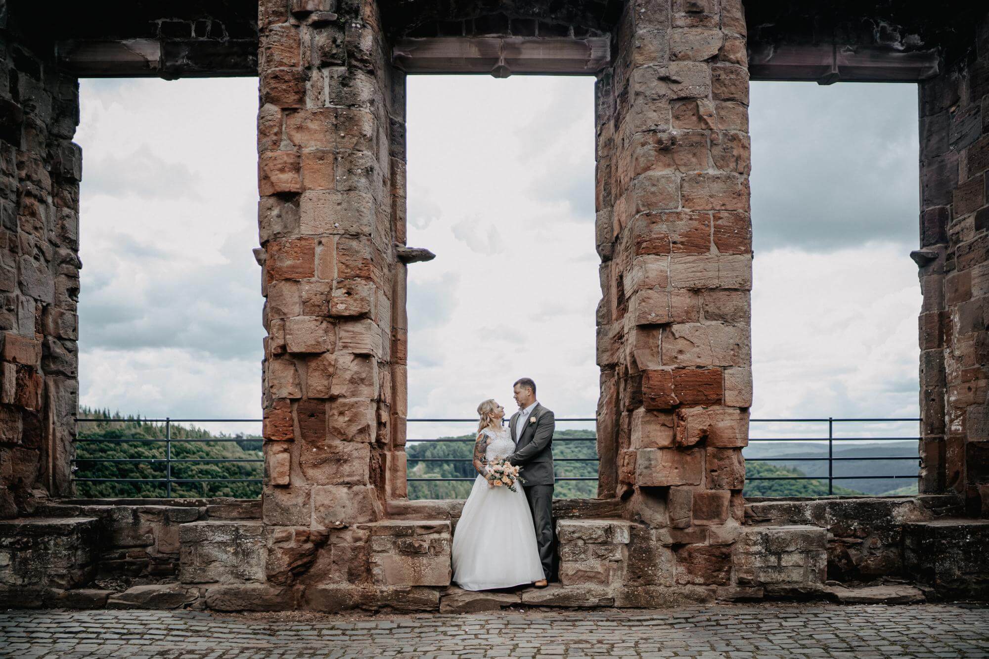 Hochzeit Burg Nideggen Hochzeitsreportage Getting and Ready Photo with details of Hochzeit Burg Nideggen Hochzeitsreportage Getting and Ready of category Hochzeit
