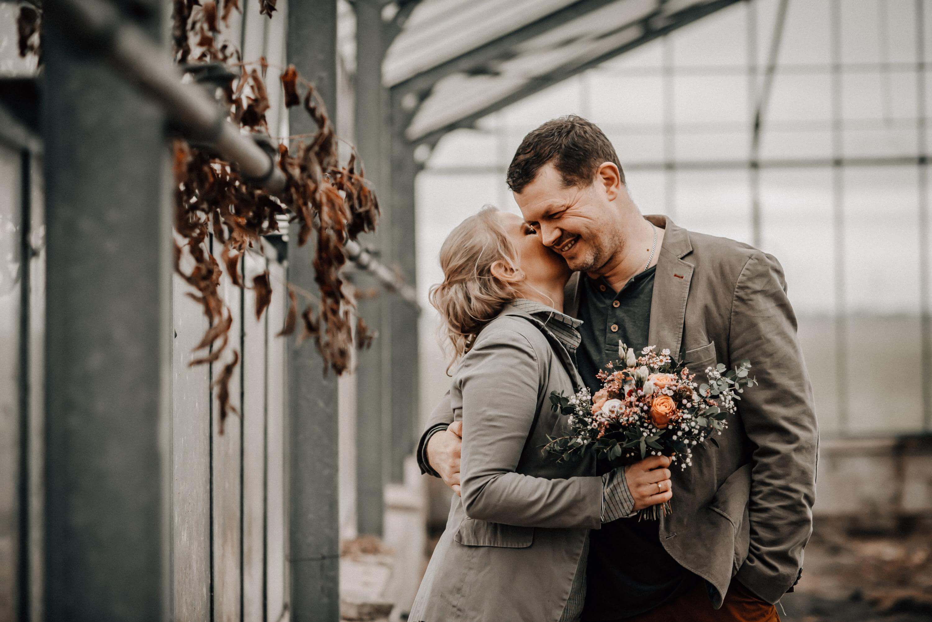 Hochzeit Gewaechshaus Dueren Paarshooting Couple and Shooting Photo with details of Hochzeit Gewaechshaus Dueren Paarshooting Couple and Shooting of category Hochzeit
