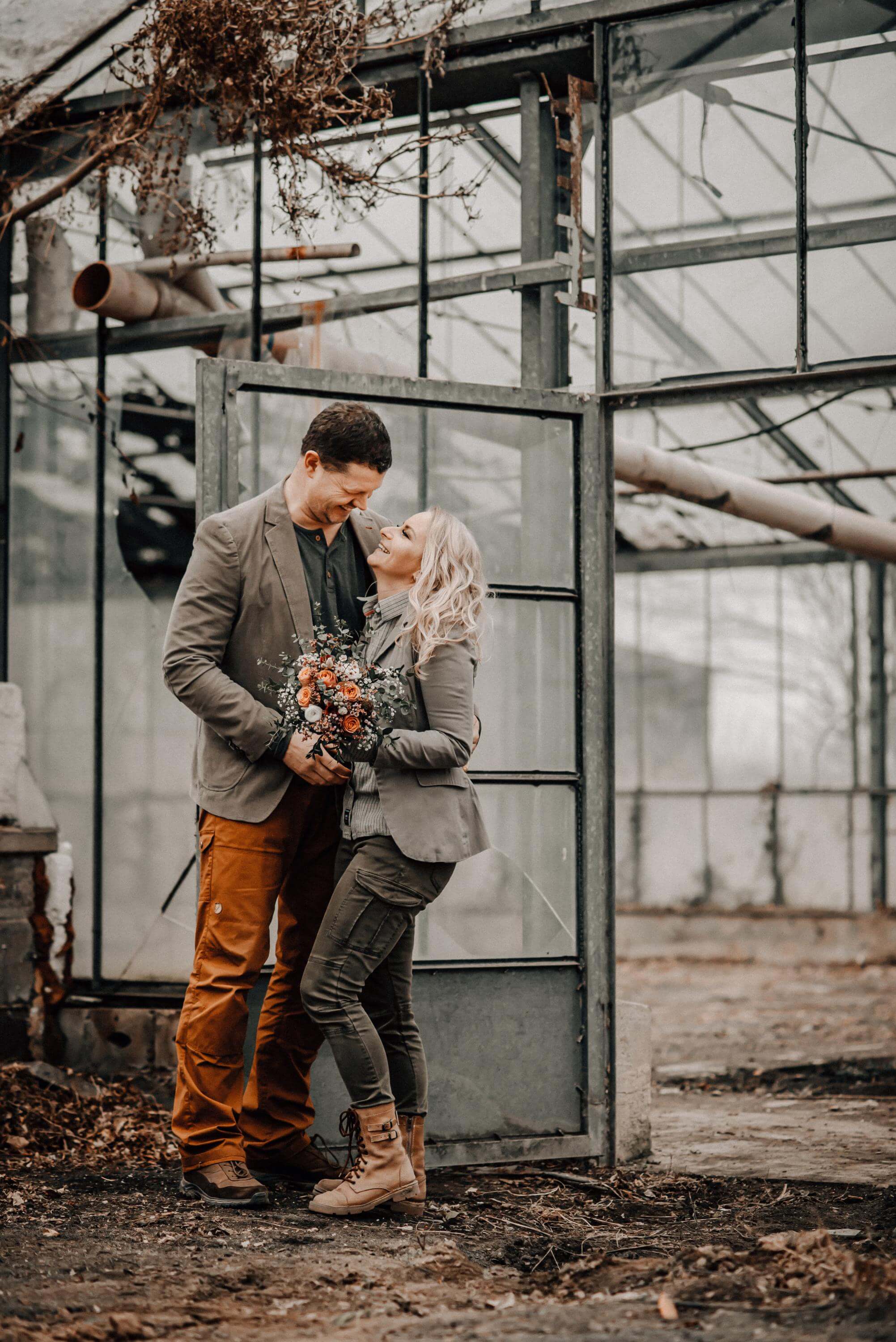 Hochzeit Gewaechshaus Dueren Paarshooting Couple and Shooting Photo with details of Hochzeit Gewaechshaus Dueren Paarshooting Couple and Shooting of category Hochzeit