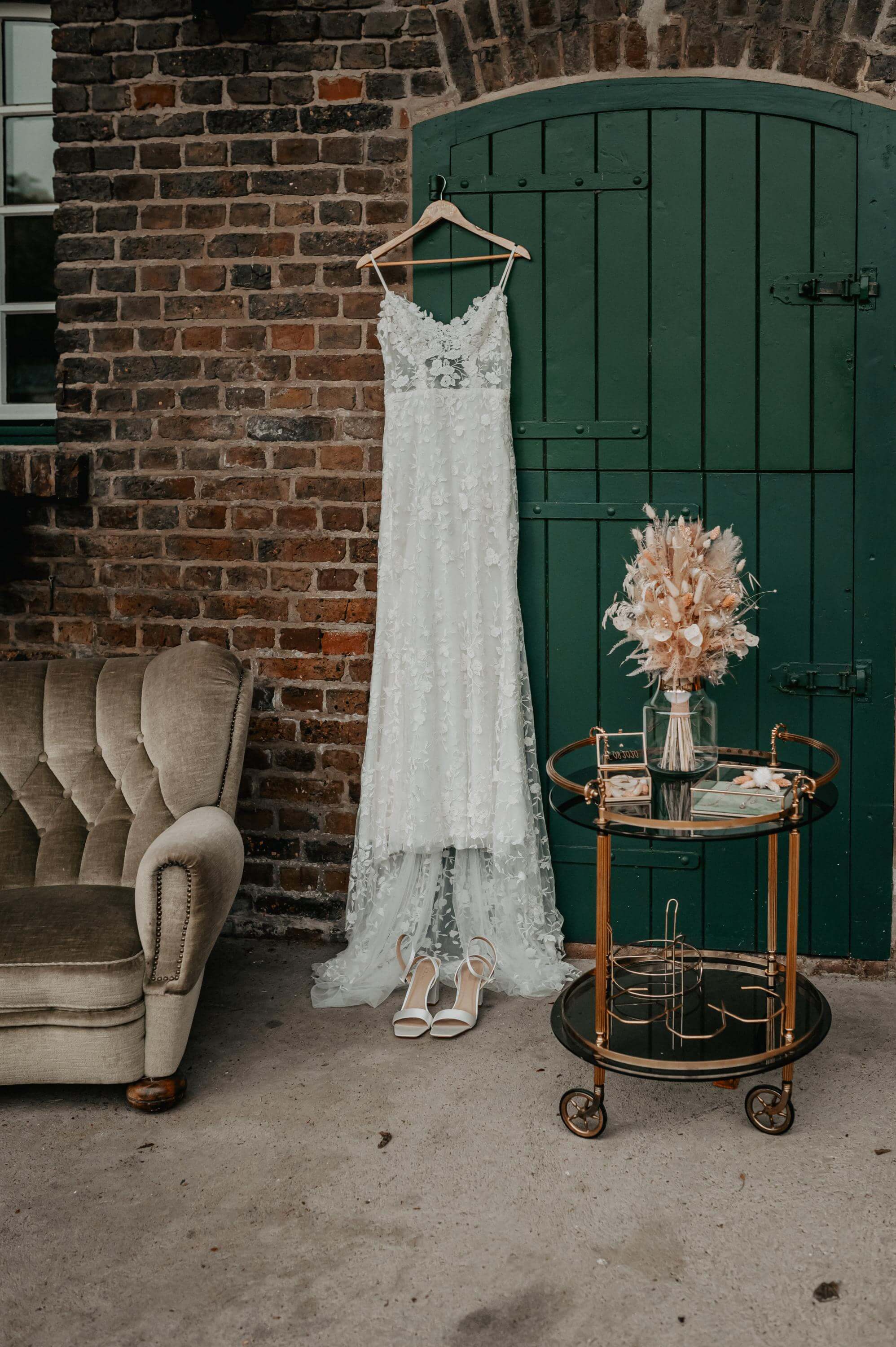 Hochzeit Getting Ready Burg Kleeburg und Boho Foto mit Details zu Hochzeit Getting Ready Burg Kleeburg und Boho der Kategorie Hochzeit