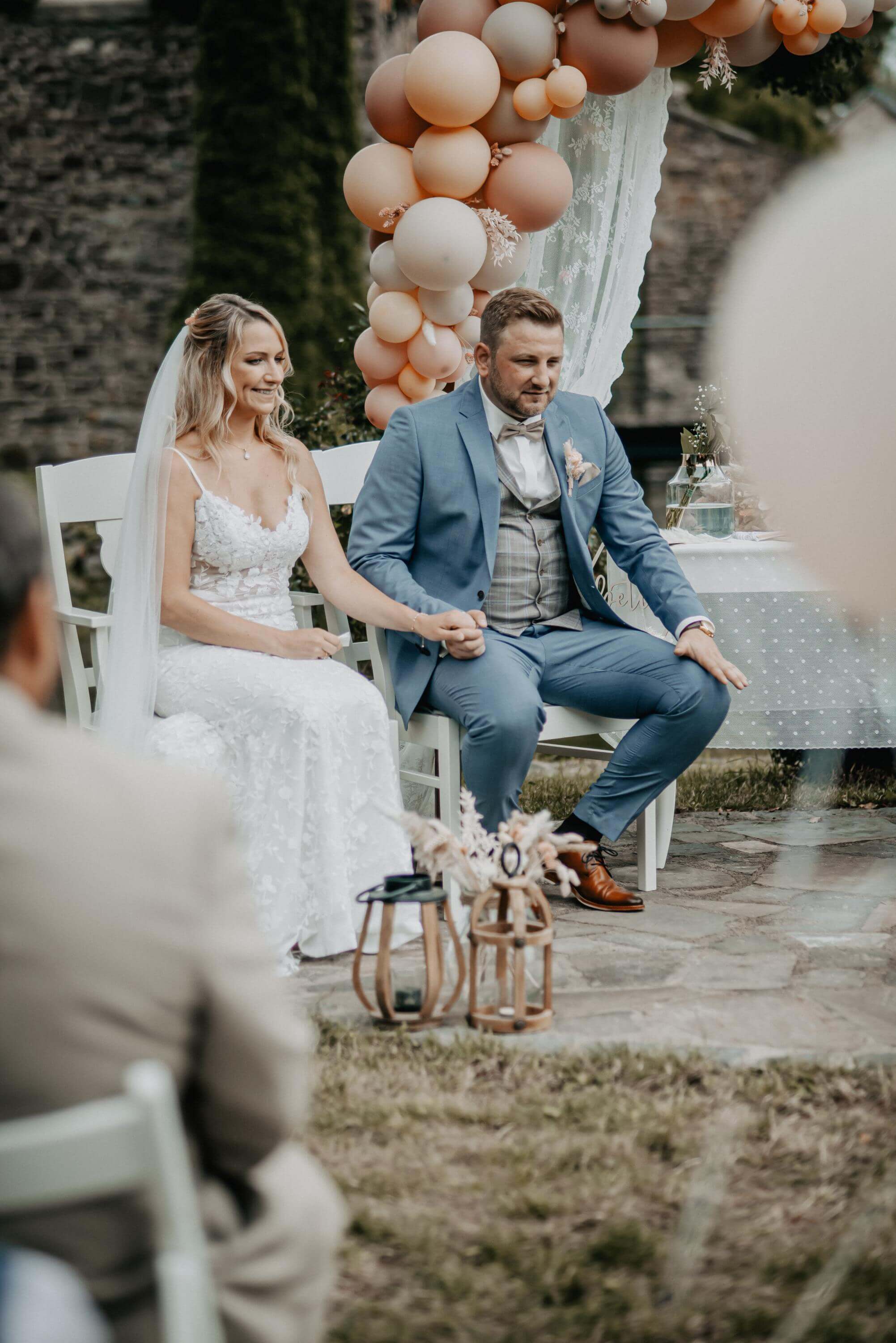 Hochzeit Trauung Burg Kleeburg und Boho Foto mit Details zu Hochzeit Trauung Burg Kleeburg und Boho der Kategorie Hochzeit