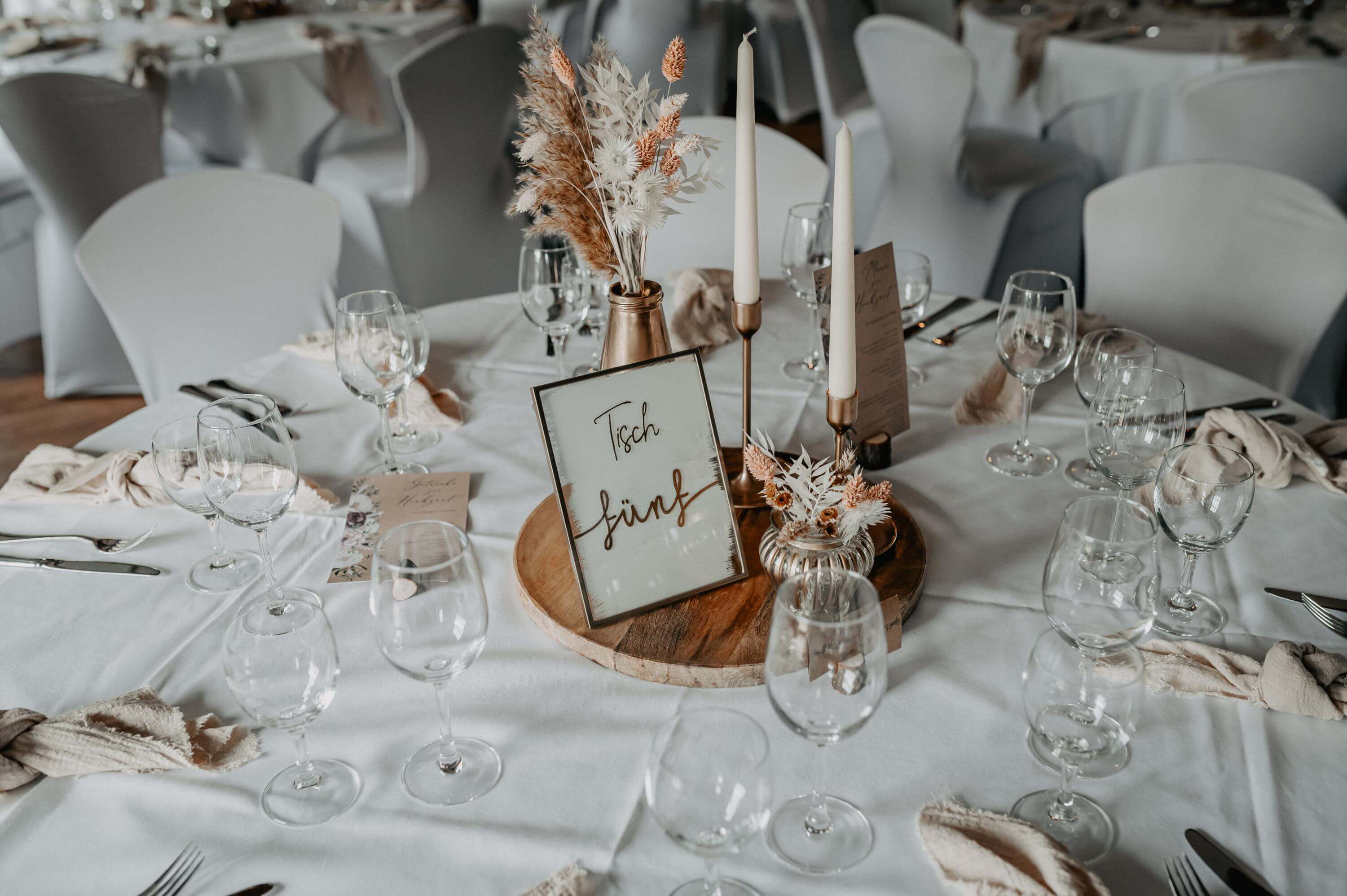 Hochzeit Feier Burg Kleeburg und Boho Foto mit Details zu Hochzeit Feier Burg Kleeburg und Boho der Kategorie Hochzeit