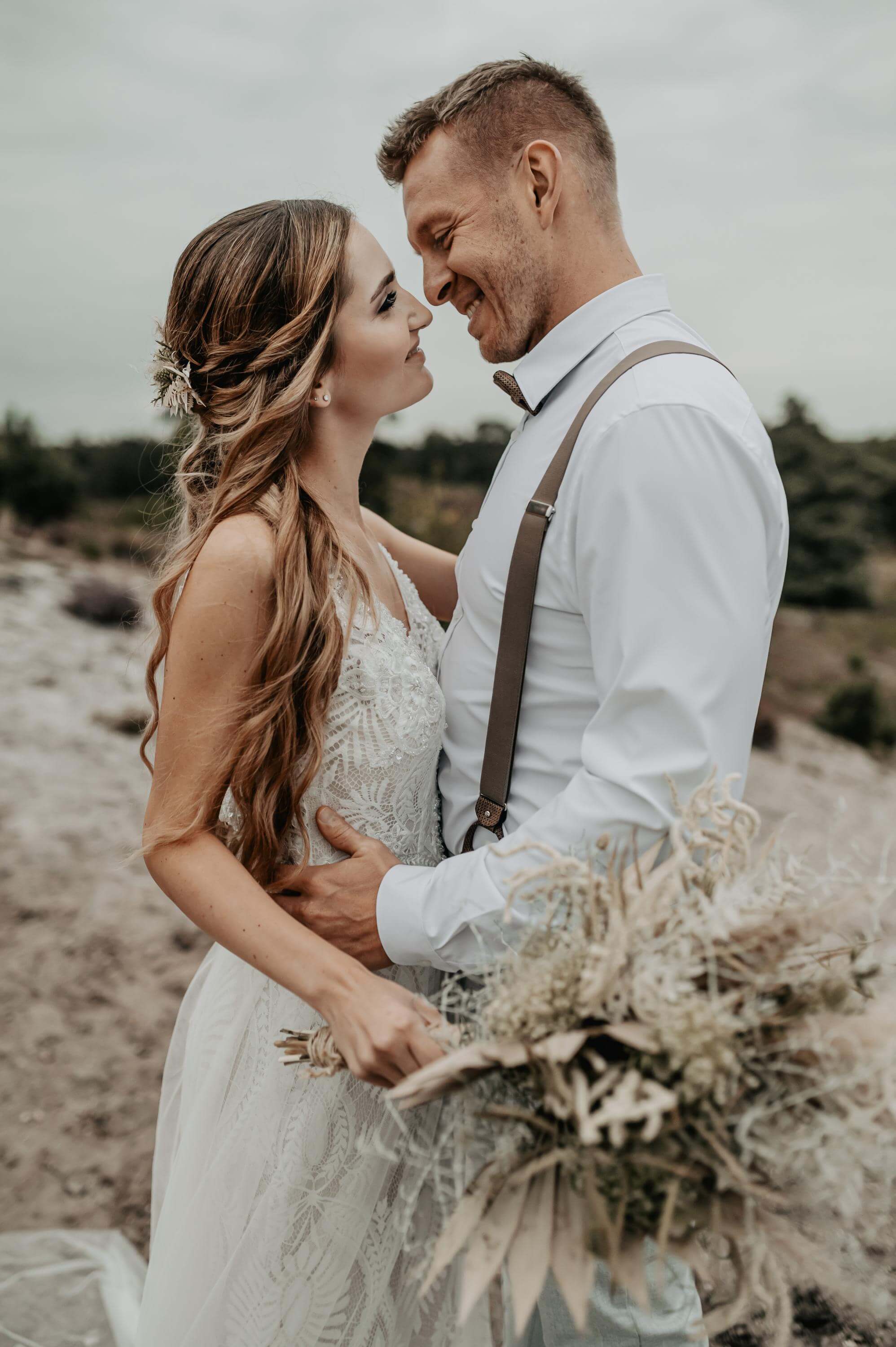 Hochzeit Paarshooting Heide und Boho Foto mit Details zu Hochzeit Paarshooting Heide und Boho der Kategorie Hochzeit