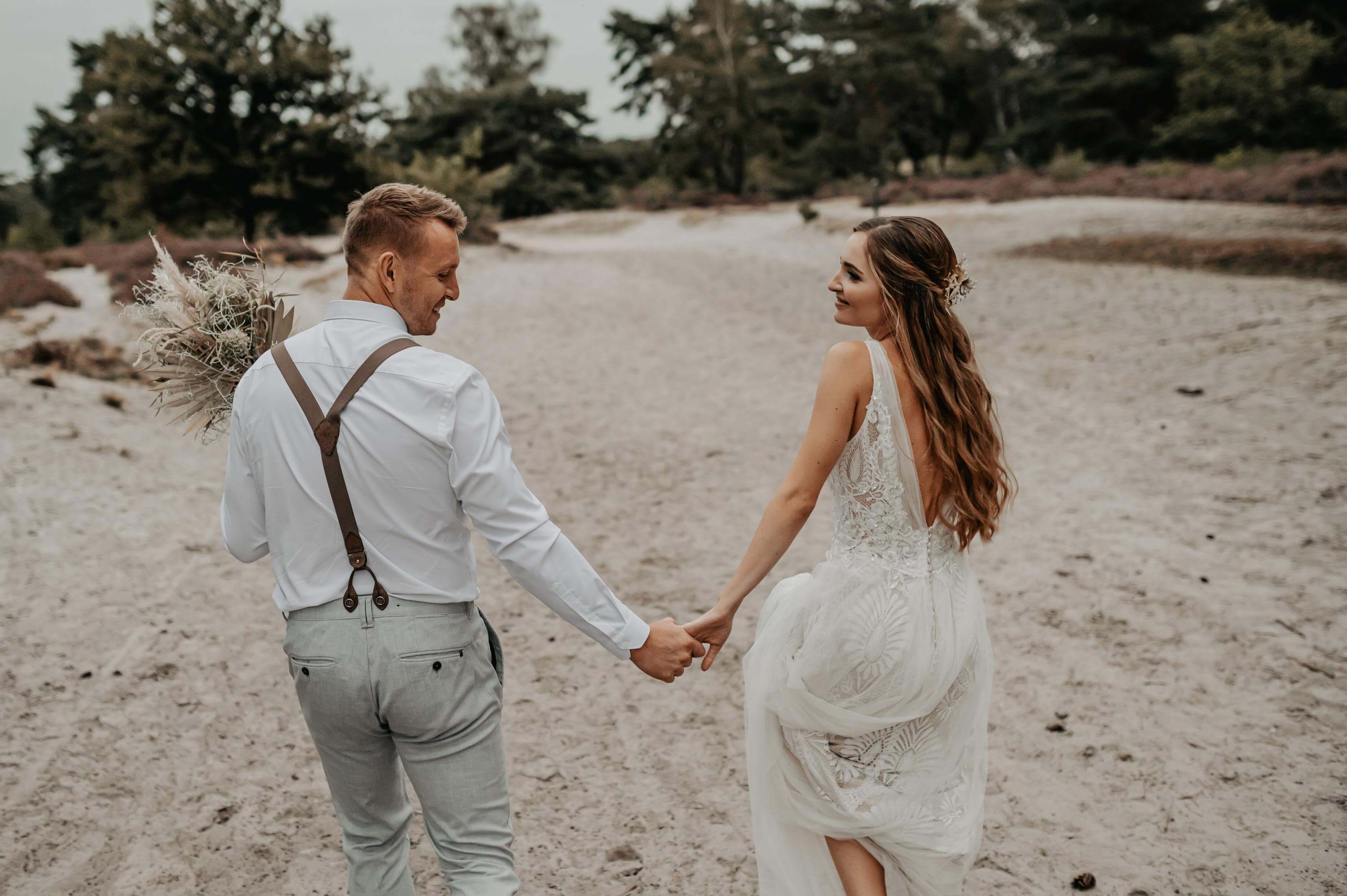 Hochzeit Paarshooting Heide und Boho Foto mit Details zu Hochzeit Paarshooting Heide und Boho der Kategorie Hochzeit