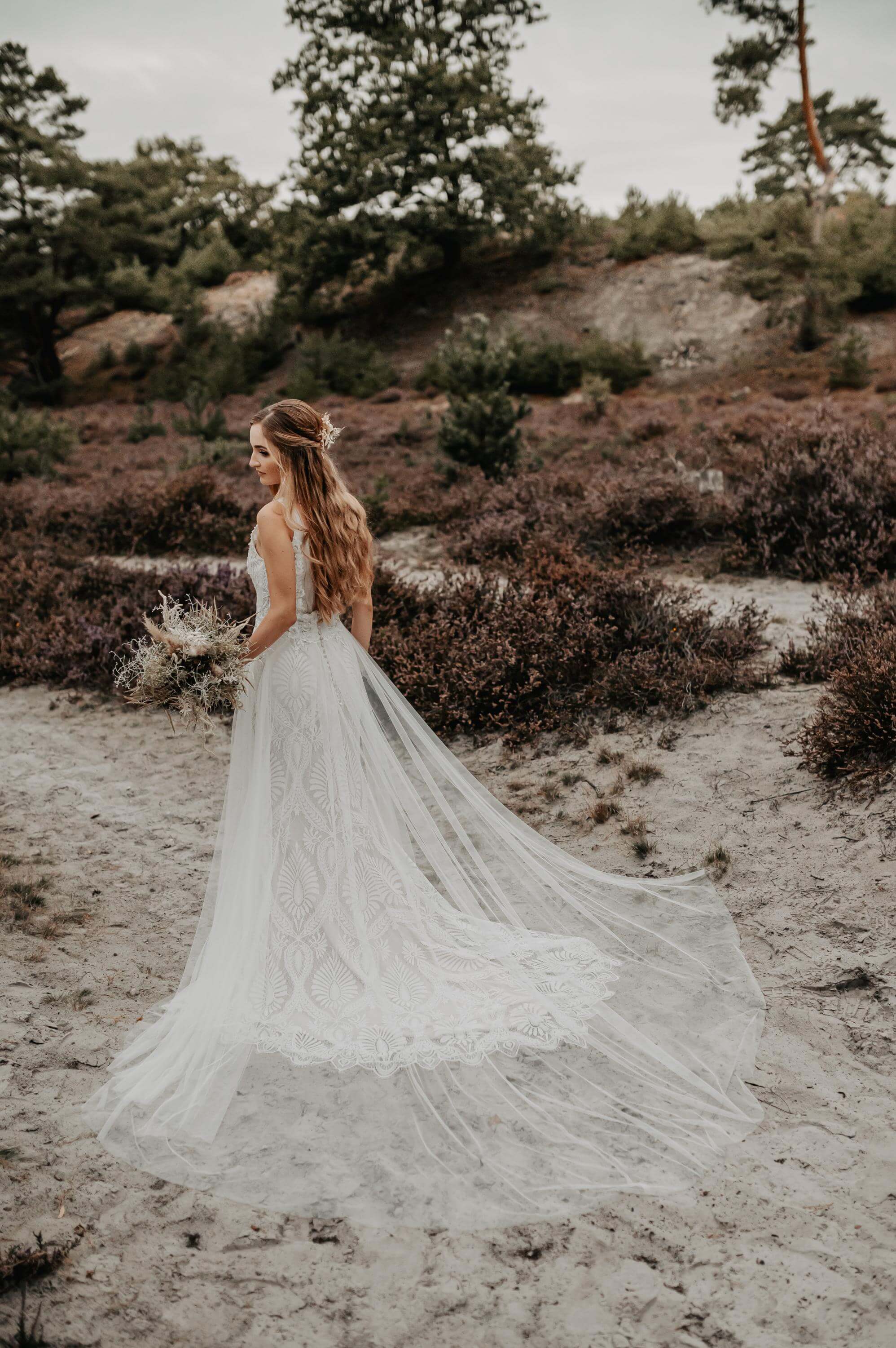 Hochzeit Paarshooting Heide und Boho Foto mit Details zu Hochzeit Paarshooting Heide und Boho der Kategorie Hochzeit