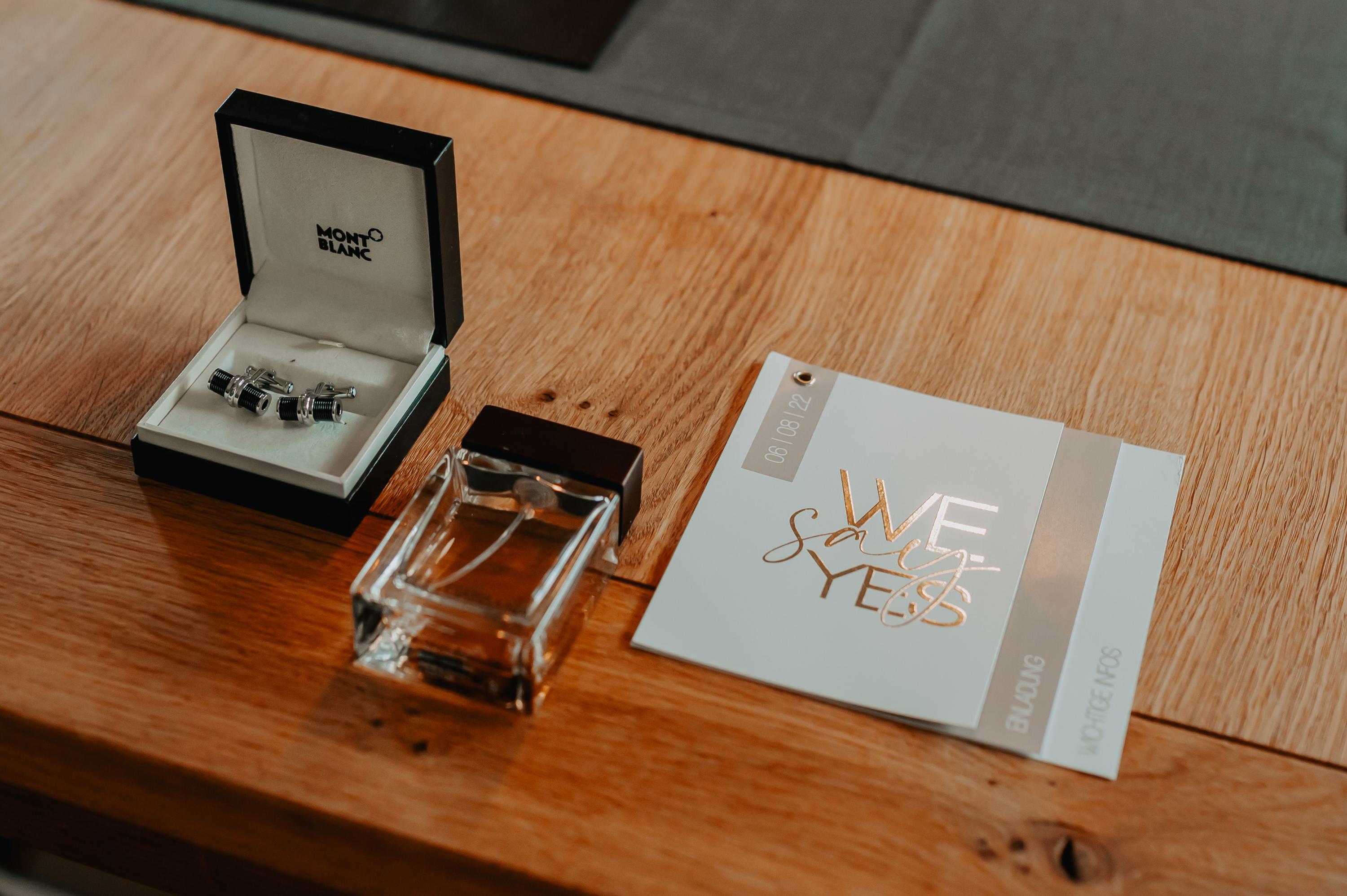 Hochzeit Getting ready Braeutigam und Duisburg Foto mit Details zu Hochzeit Getting ready Braeutigam und Duisburg der Kategorie Hochzeit