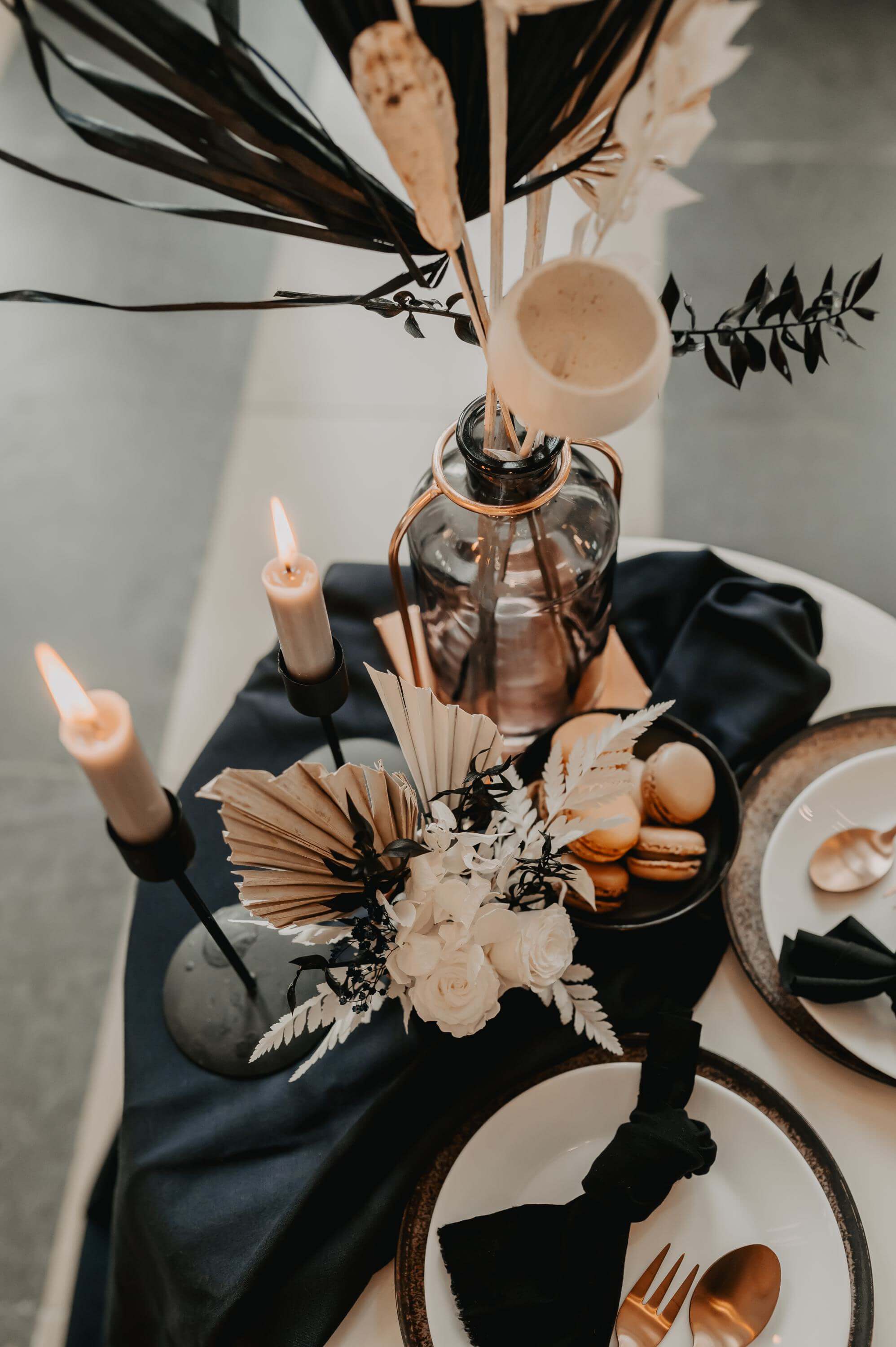 Hochzeit Modern wedding Flughafen Koeln and Flugzeug Photo with details of Hochzeit Modern wedding Flughafen Koeln and Flugzeug of category Hochzeit