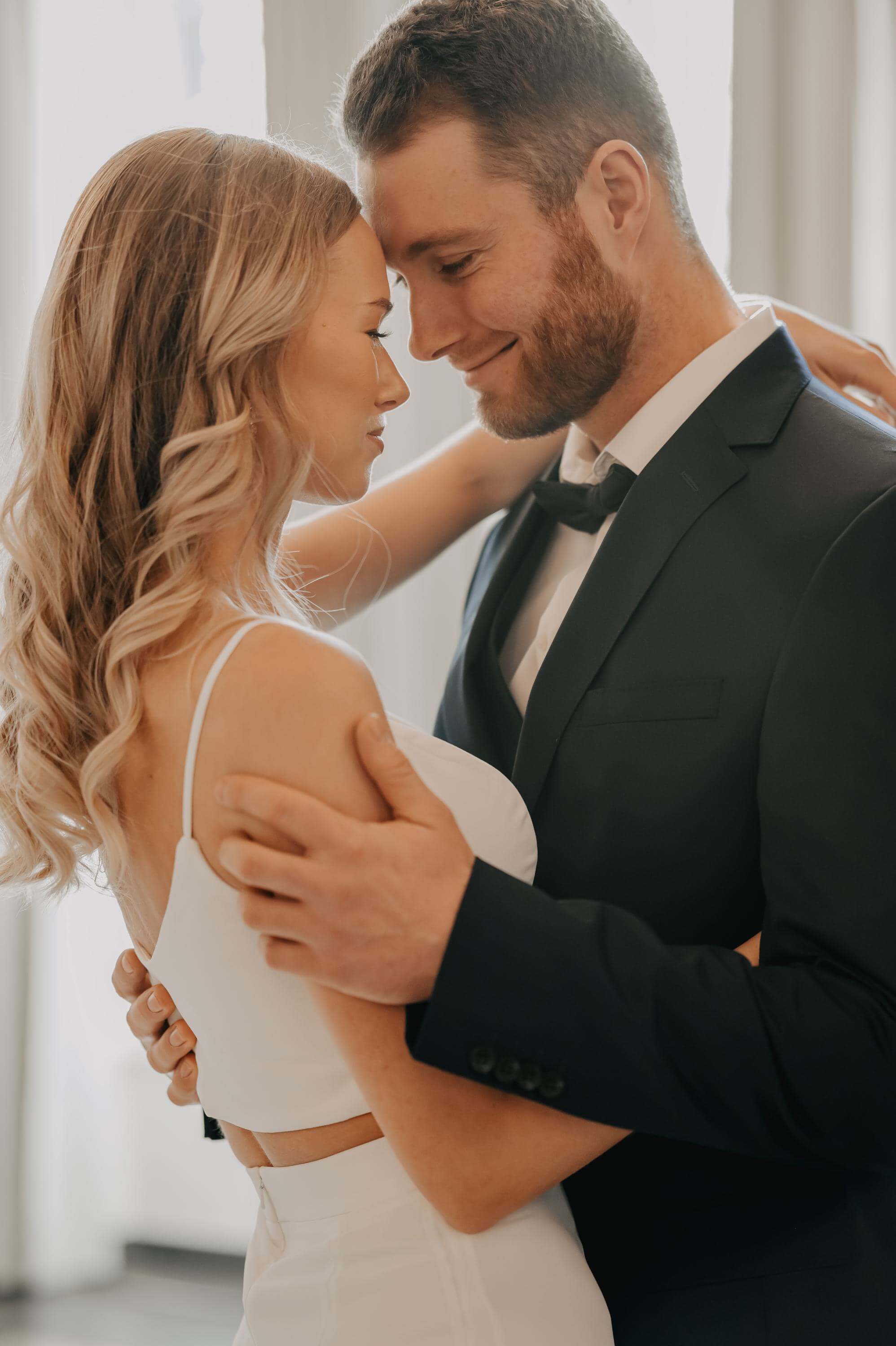 Hochzeit Modern wedding Flughafen Koeln and Flugzeug Photo with details of Hochzeit Modern wedding Flughafen Koeln and Flugzeug of category Hochzeit