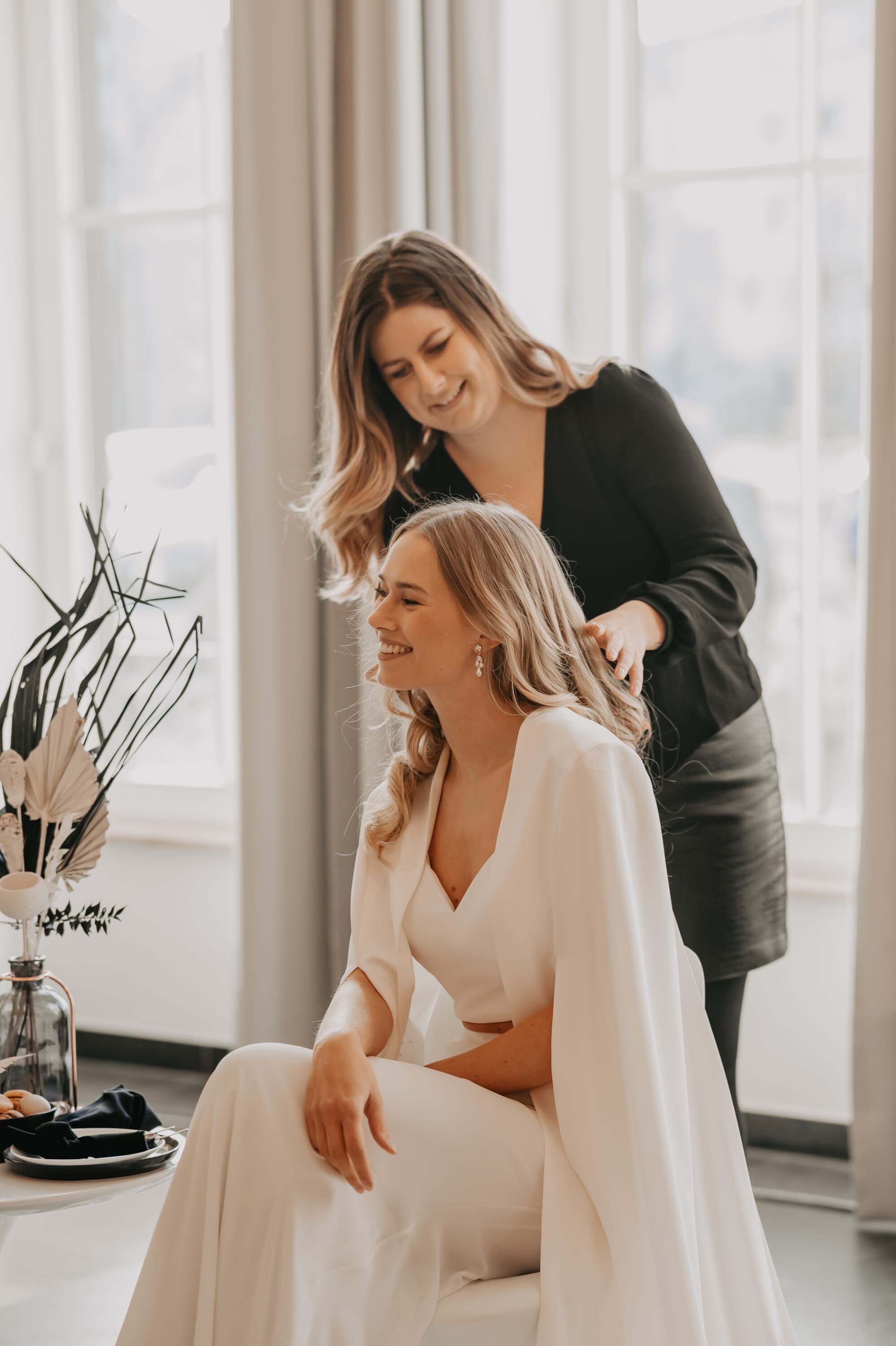 Hochzeit Modern wedding Flughafen Koeln and Flugzeug Photo with details of Hochzeit Modern wedding Flughafen Koeln and Flugzeug of category Hochzeit