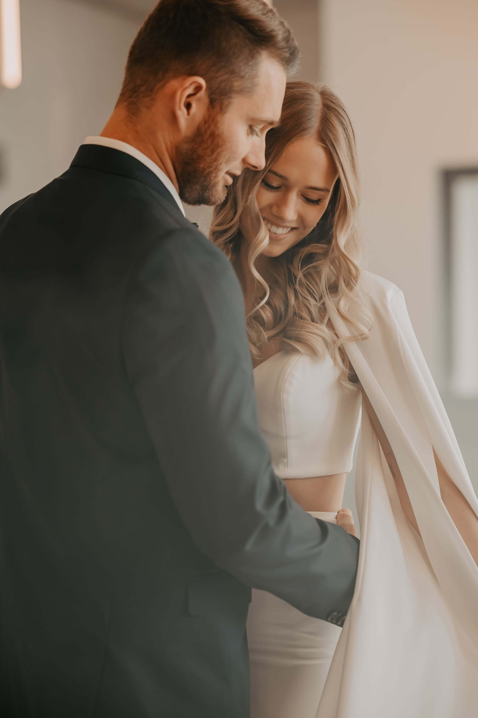 Hochzeit Modern wedding Flughafen Koeln and Flugzeug Photo with details of Hochzeit Modern wedding Flughafen Koeln and Flugzeug of category Hochzeit