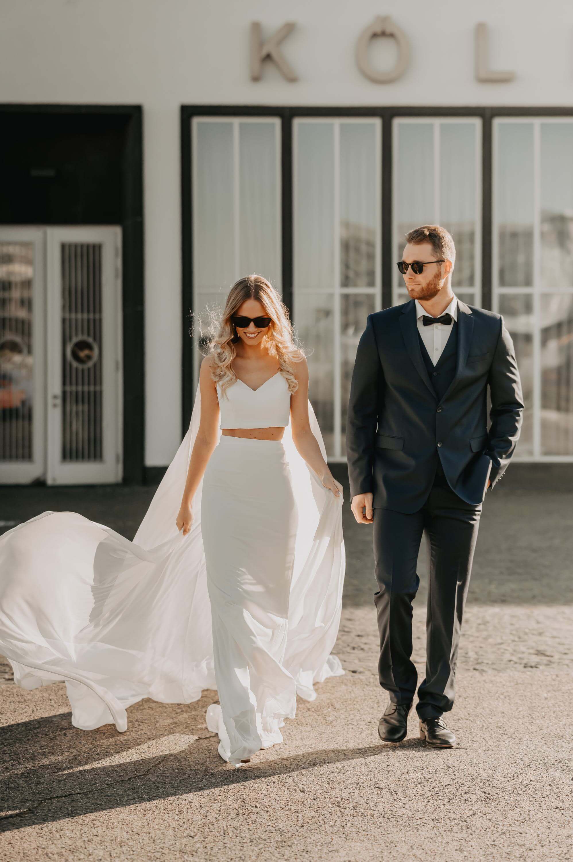 Hochzeit Modern wedding Flughafen Koeln and Flugzeug Photo with details of Hochzeit Modern wedding Flughafen Koeln and Flugzeug of category Hochzeit