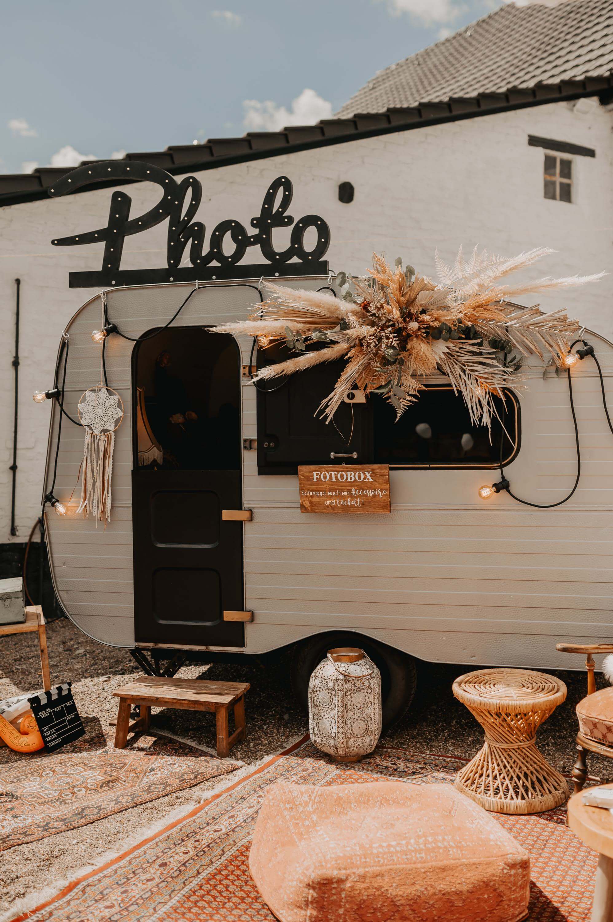 Hochzeit Fotocamper Fotobooth Hochzeitsfeier und Duisburg Foto mit Details zu Hochzeit Fotocamper Fotobooth Hochzeitsfeier und Duisburg der Kategorie Hochzeit