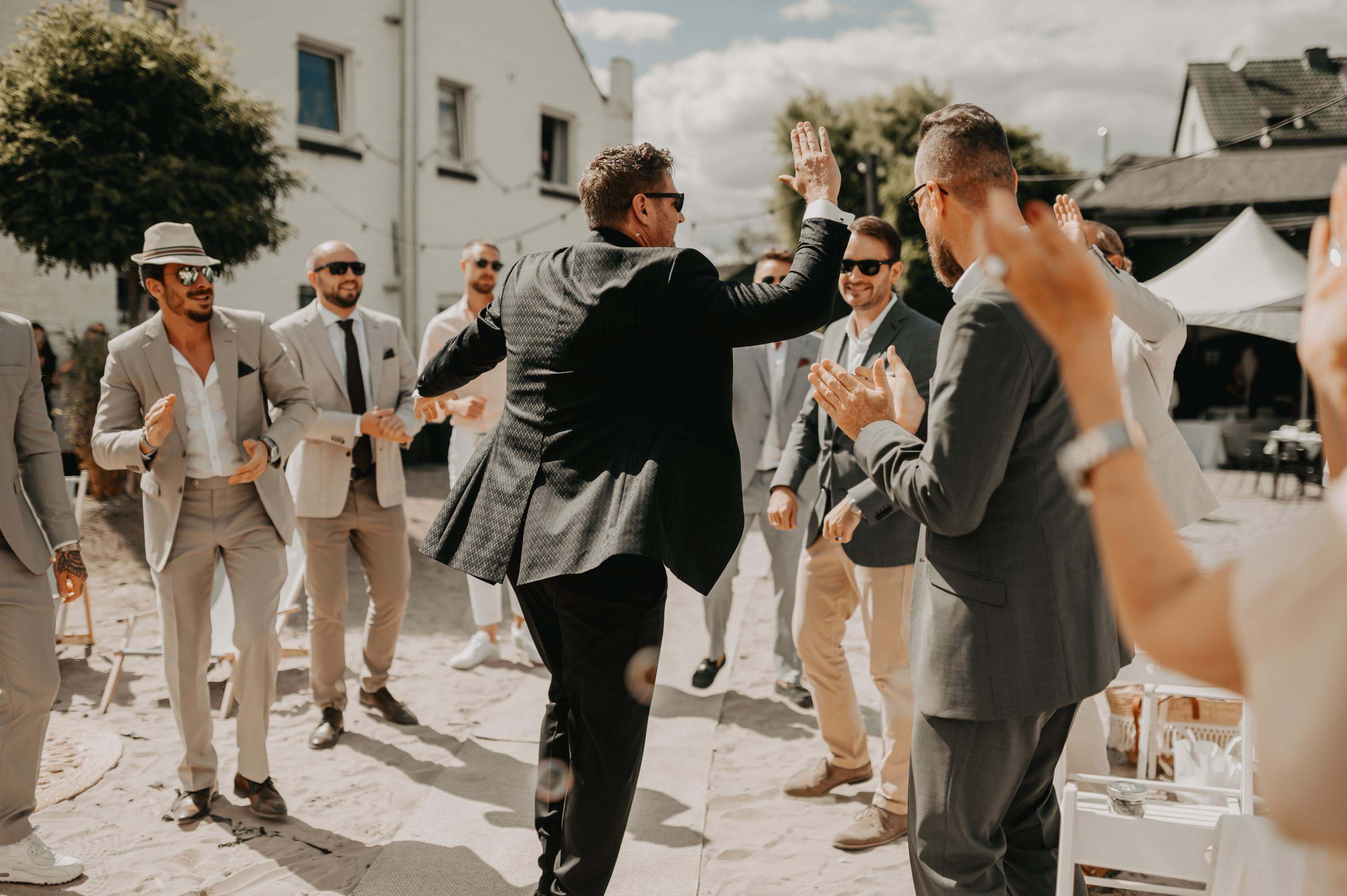 Hochzeit Freie Trauung Sand Freya und Duisburg Foto mit Details zu Hochzeit Freie Trauung Sand Freya und Duisburg der Kategorie Hochzeit