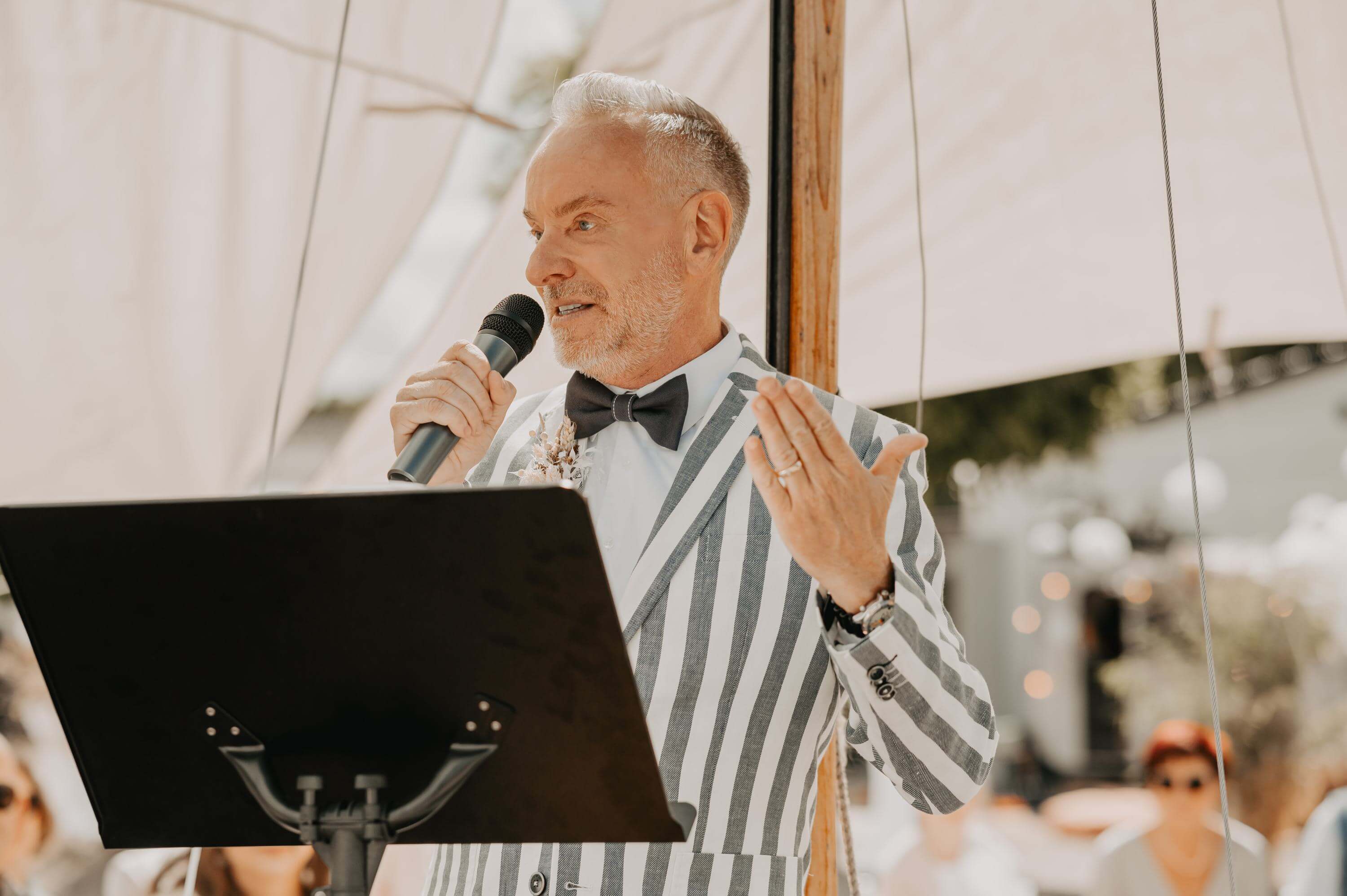 Hochzeit Freie Trauung Sand Freya und Duisburg Foto mit Details zu Hochzeit Freie Trauung Sand Freya und Duisburg der Kategorie Hochzeit