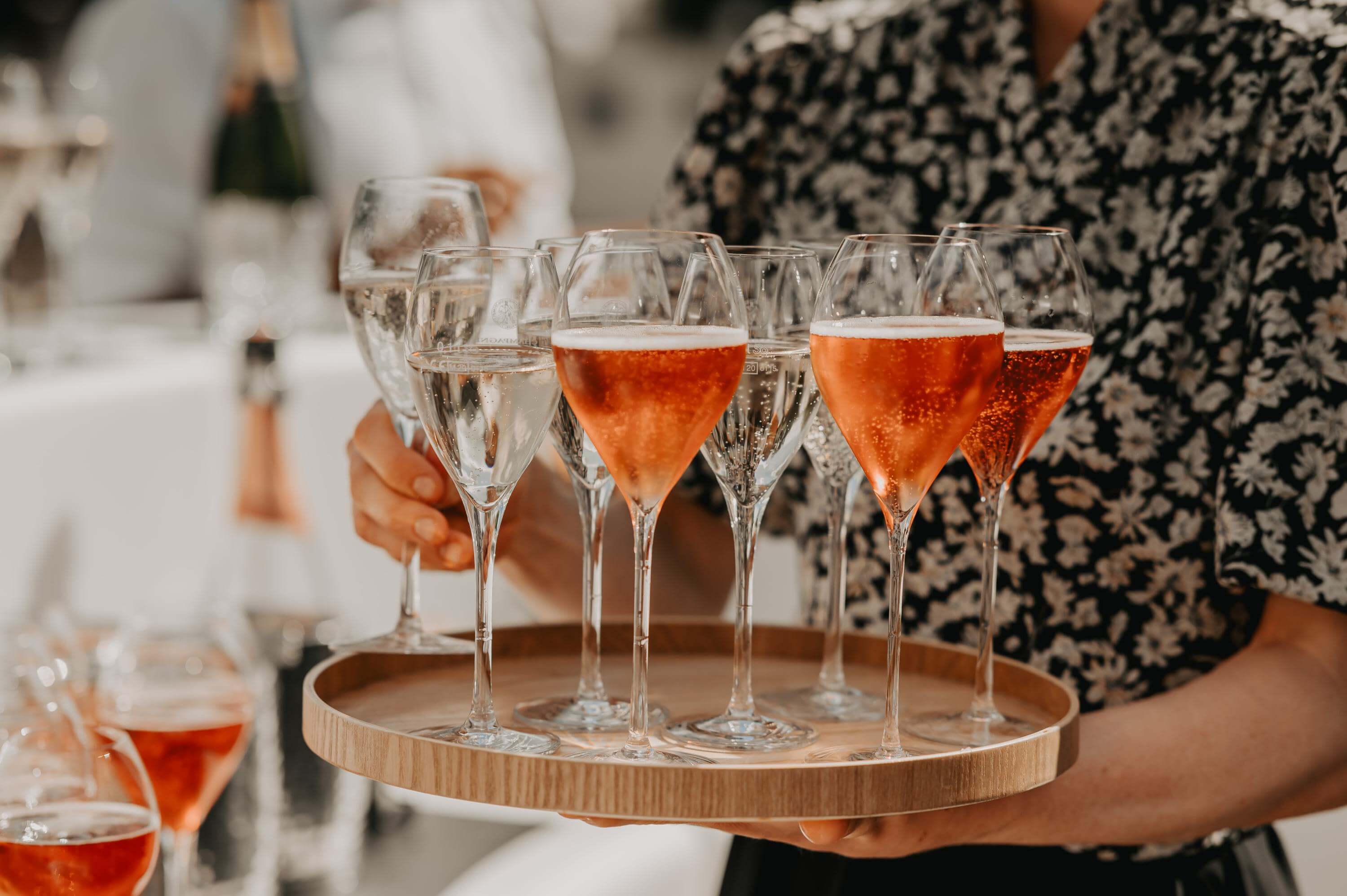 Hochzeit Sektempfang Restaurant mod und Duisburg Foto mit Details zu Hochzeit Sektempfang Restaurant mod und Duisburg der Kategorie Hochzeit