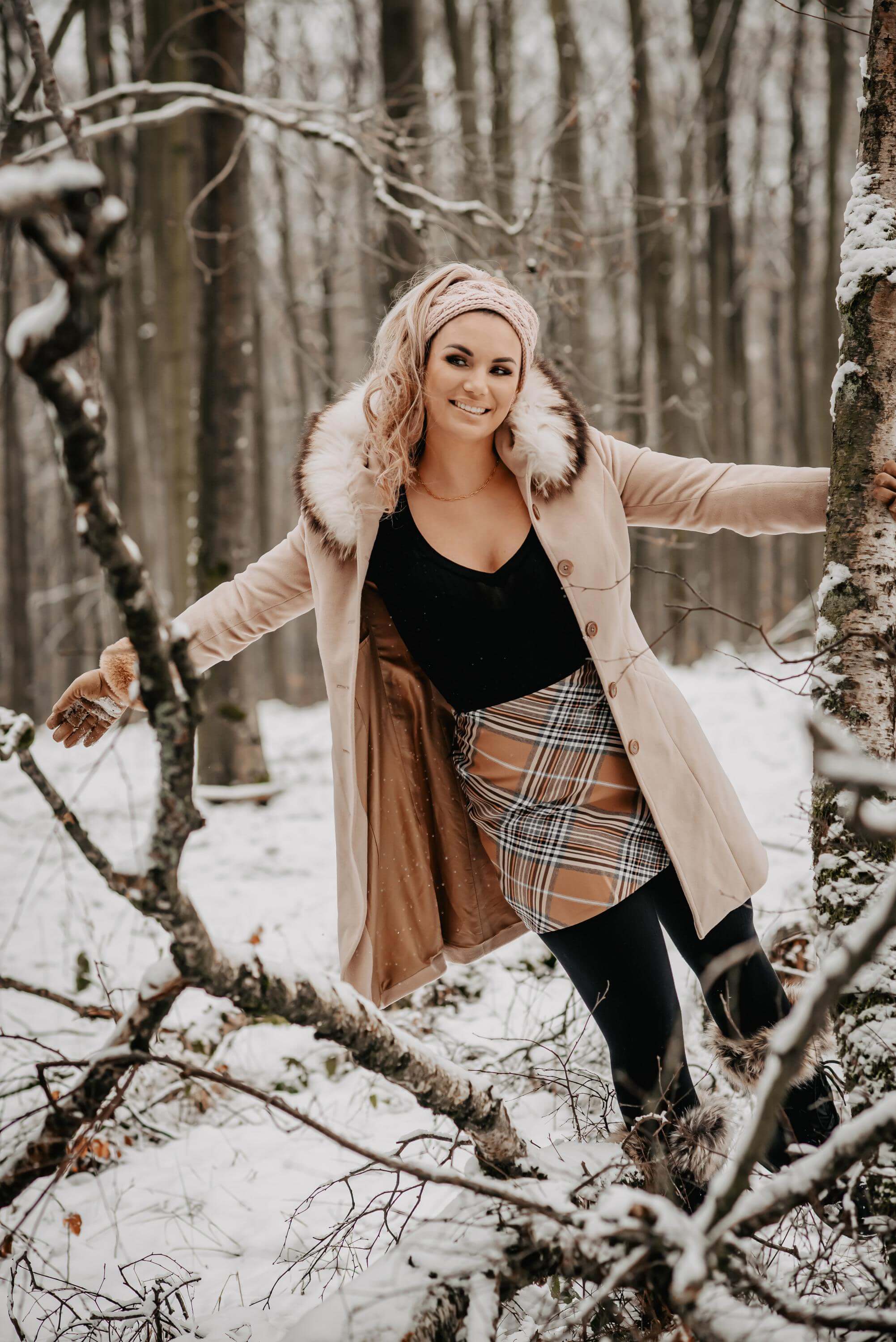 Portrait Schnee und Schlitten Foto mit Details zu Portrait Schnee und Schlitten der Kategorie Portrait